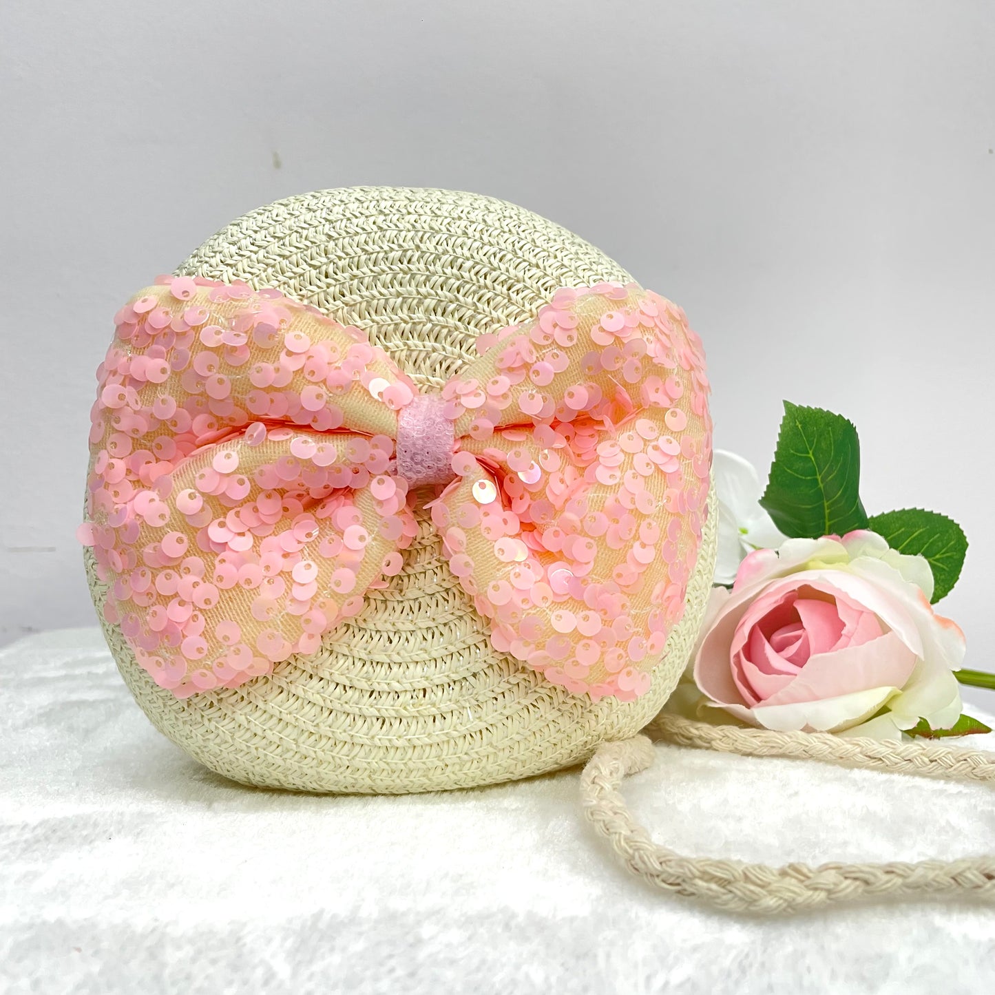 Crochet Bag With A Big Pearl Bow