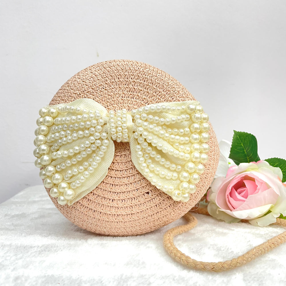 Crochet Bag With A Big Pearl Bow