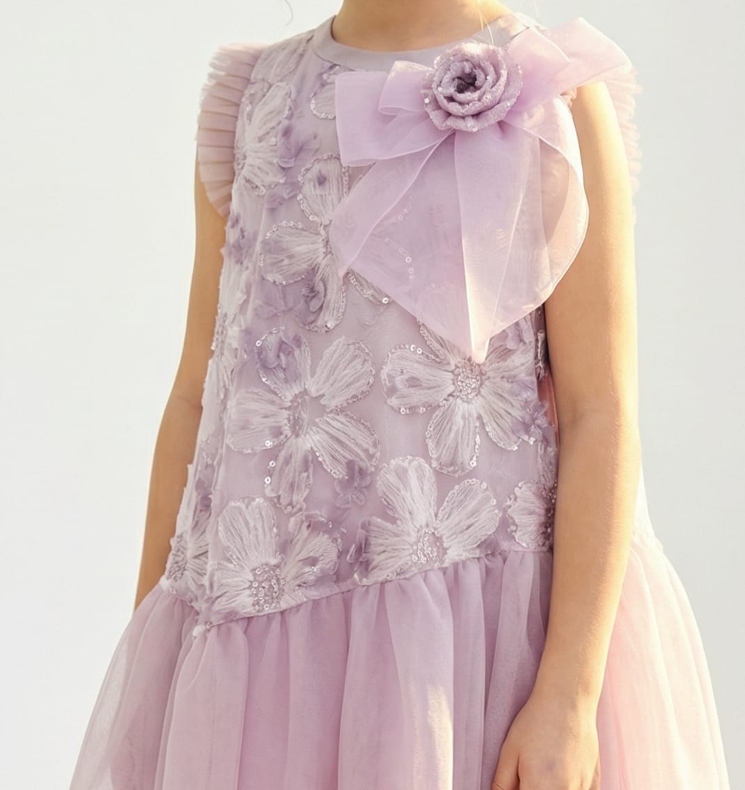 LAVENDER SLEEVELESS 3D FLORAL FROCK