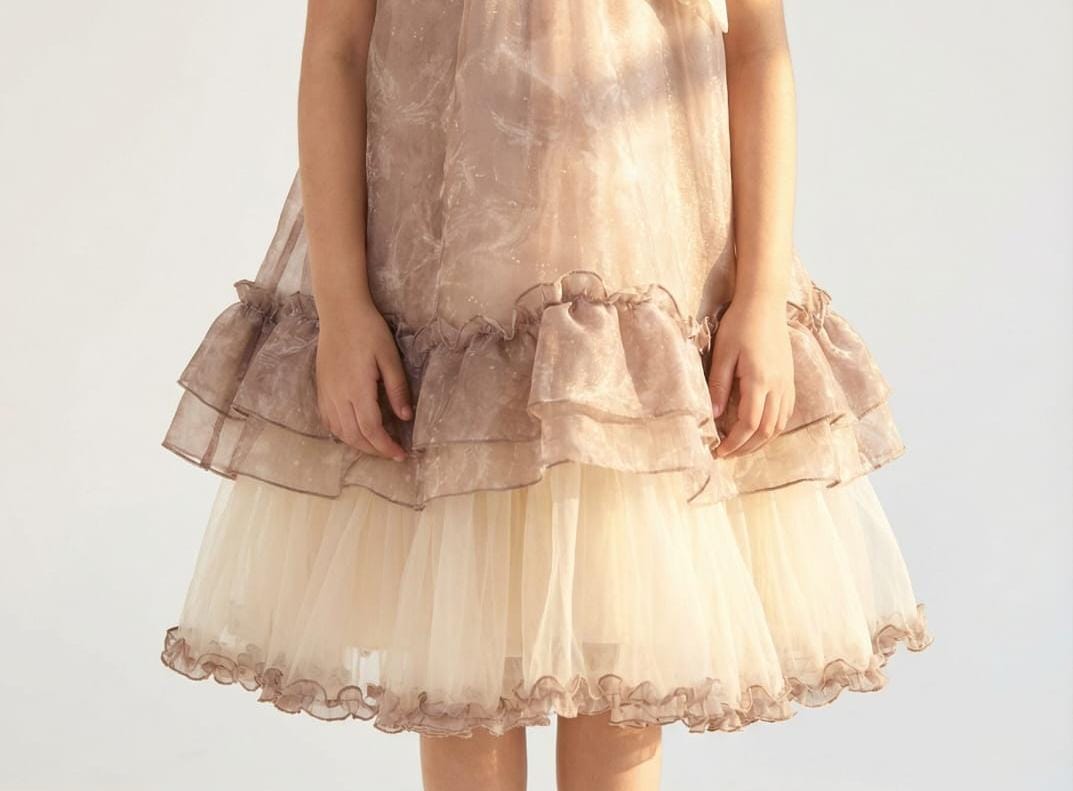 BROWN SLEEVELESS FLORAL FROCK